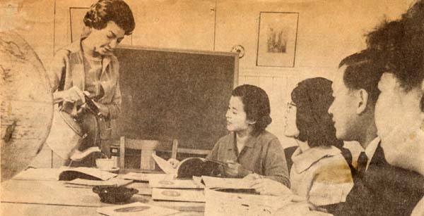 International Institute English class
